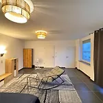 招待所 Hotelikum Zentreal Bequem 海尔布隆