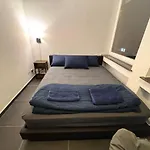 Hotelikum Zentreal Bequem 招待所 海尔布隆