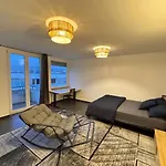 Hotelikum Zentreal Bequem 招待所 *