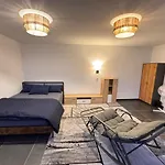 招待所 Hotelikum Zentreal Bequem *