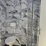 Hotelikum Zentreal Bequem 海尔布隆