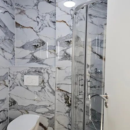 Hotelikum Zentreal Bequem