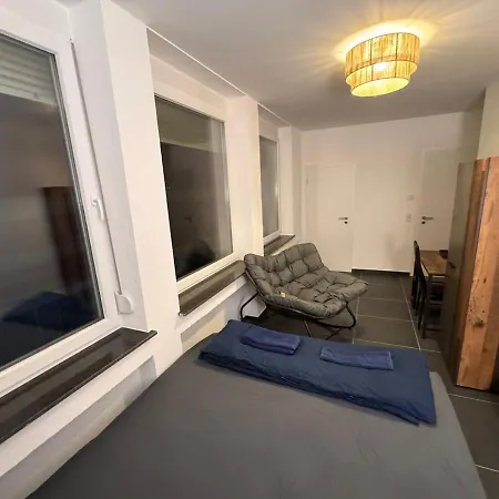 게스트하우스 Hotelikum Zentreal Bequem 3*
