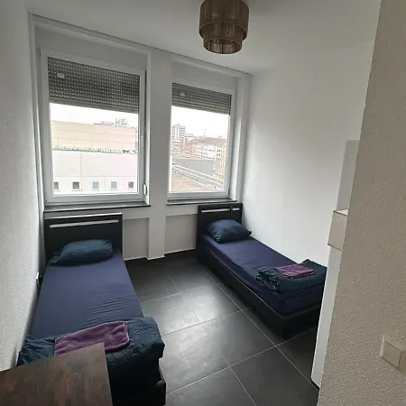 Hotelikum Zentreal Bequem 게스트하우스