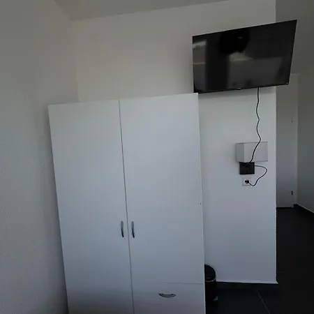 Hotelikum Zentreal Bequem 하일브론
