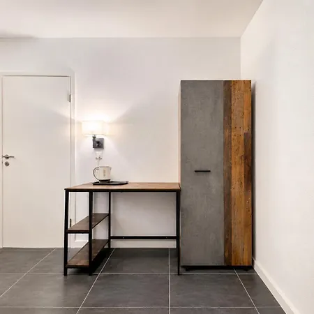 Hotelikum Zentreal Bequem ゲストハウス 3*