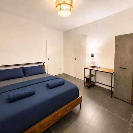 Hotelikum Zentreal Bequem ゲストハウス