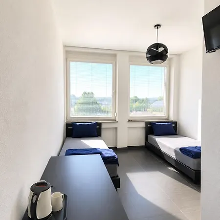 Hotelikum Zentreal Bequem 3* ハイルブロン