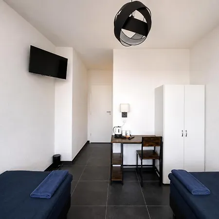 Hotelikum Zentreal Bequem 3*