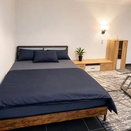 Hotelikum Zentreal Bequem ゲストハウス 3*