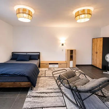 Hotelikum Zentreal Bequem Affittacamere