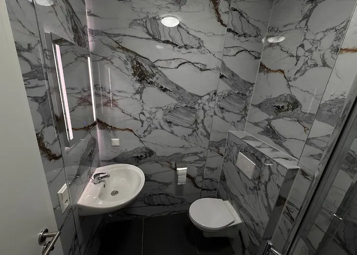 Hotelikum Zentreal Bequem Pensionat *